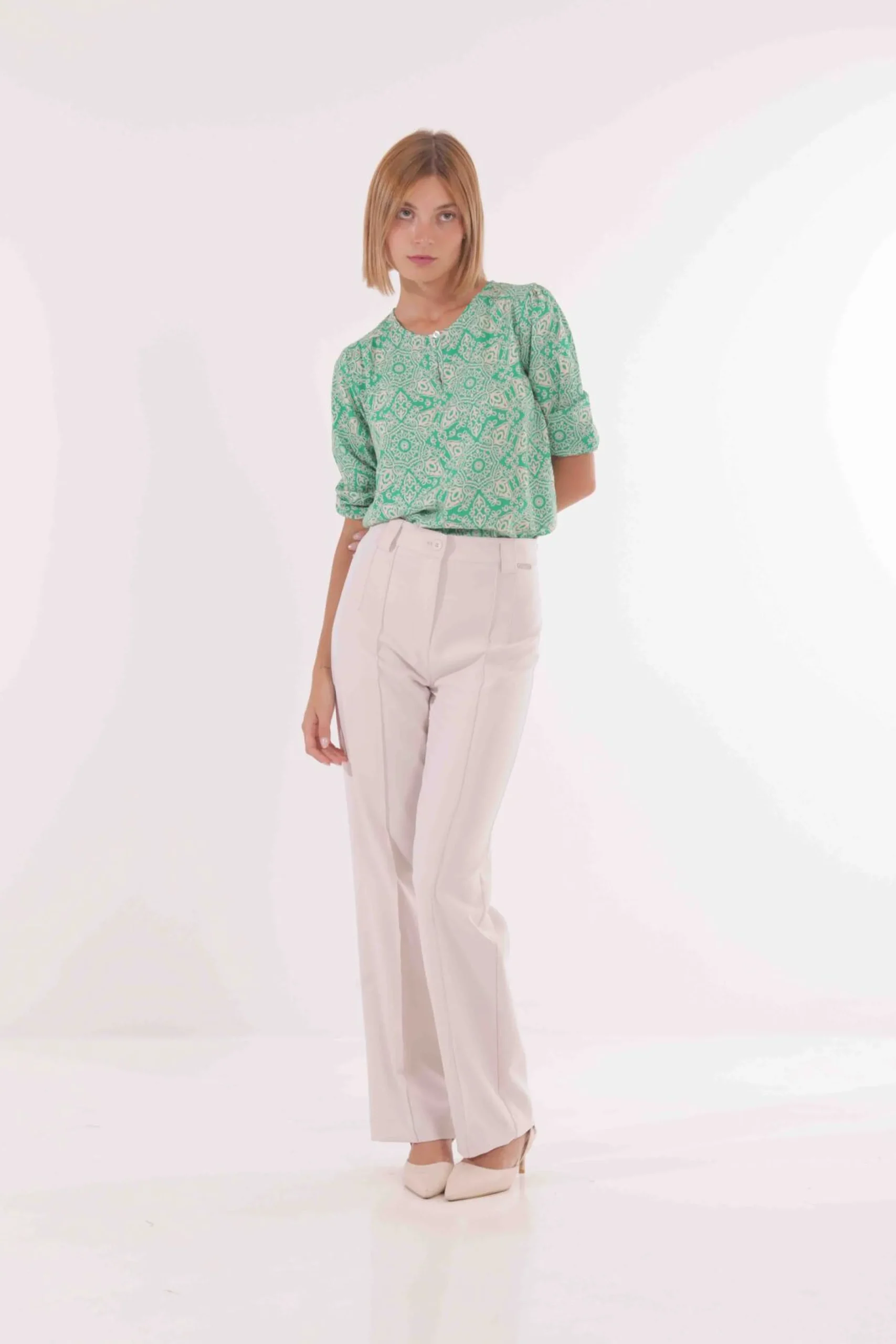 pantaloni_a_gamba_larga_m_0.webp Outlet Pantaloni a Gamba Larga Mimi Mua Donna Pantaloni