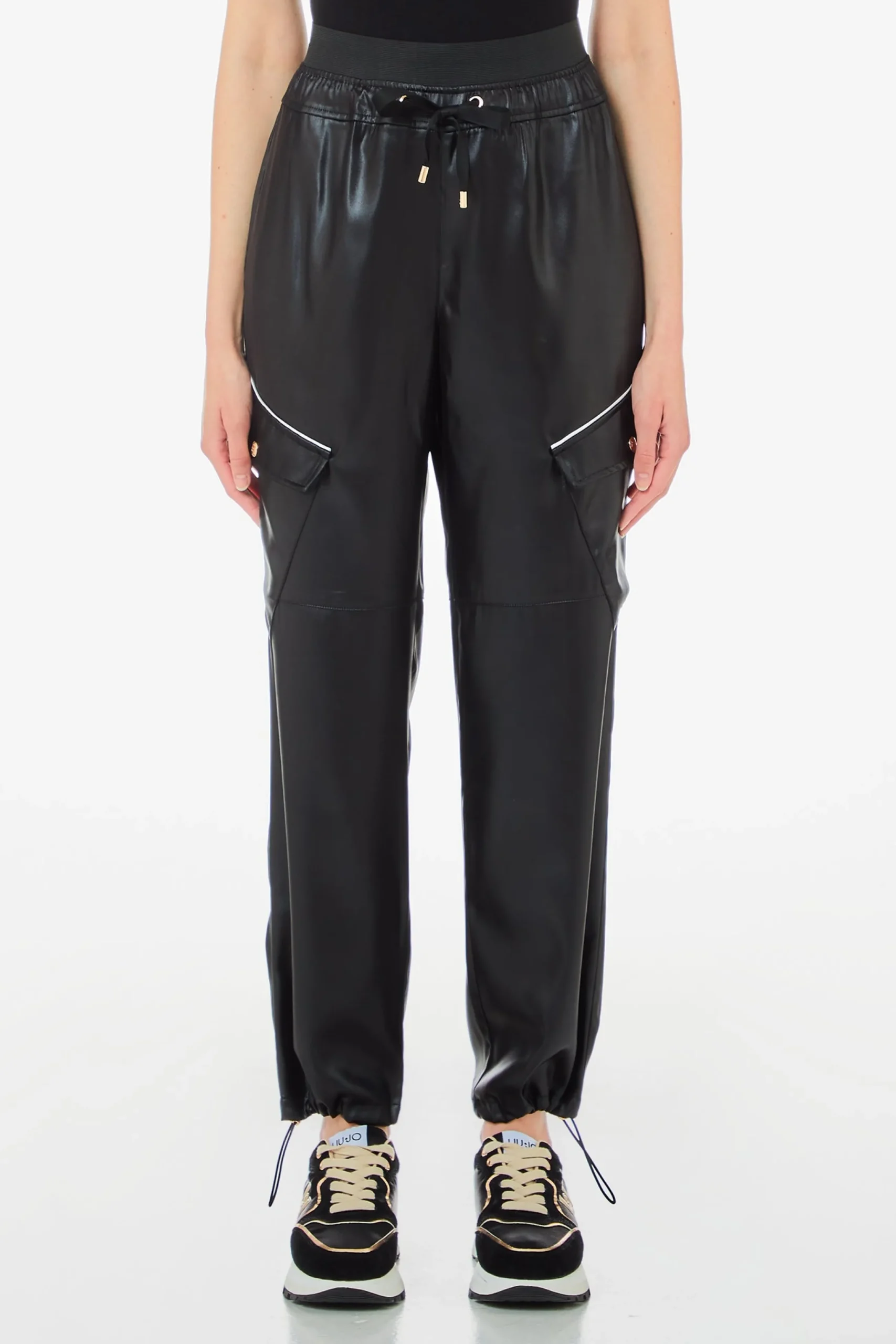 pantaloni_jogger_in_ecope_0.webp Hot Pantaloni jogger in ecopelle con tasche a zip di Donna Pantaloni